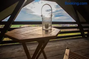 Vineyard Living - Image 4