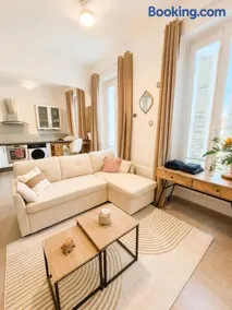 Superbe appartement aux pieds de la Bonne Mère - Image 1
