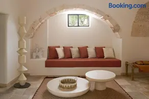 Trulli Amabilia - with swimming pool and parking - Image 1