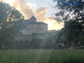 Gite le 23 dans cite médiévale - Image 1