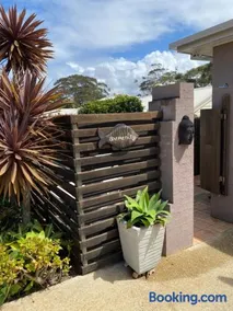 Serenity Lodge for Couples - Image 3
