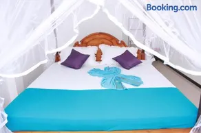 Resort of Happiness - Image 2
