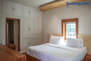 Brookfield - Image 4