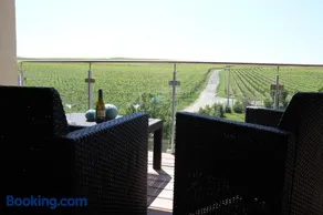 Gästehaus Casa Luna - Paradiesische Ferienwohnungen am Kaiserstuhl! - Image 4