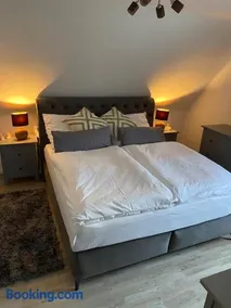 B1 Ith Apartment - Image 2
