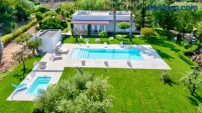 Villa con Piscina e Jacuzzi privata - 3 minuti dal mare - Image 1