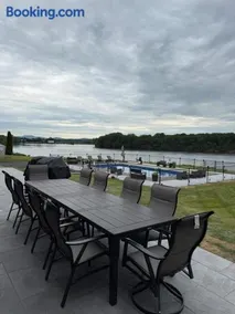 8 Beds Saratoga Waterfront Home, Heated Pool, Sauna, Fish, Boat - Image 2