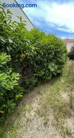 Magnifique T2 au calme à 4 minutes à pied de la plage - Image 2
