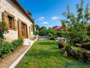 Maison spacieuse avec Wifi, proche de Cherveix-Cubas - Image 1
