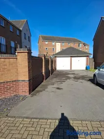 Driftmark Beachfront location Aberavon Beach Sea Views Large Driveway parking private site fibre optic wi fi - Image 2