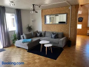 Schwarzwald Lodge OG - Perfekt für Familien und Gruppen - Image 1