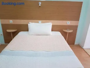 Hostal Lima - Image 2