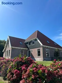 Beautiful holiday home in Schagerbrug - Image 3