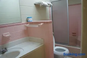 Royalinn & suites - Image 5