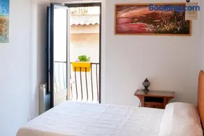 La Casa Gialla - Image 2