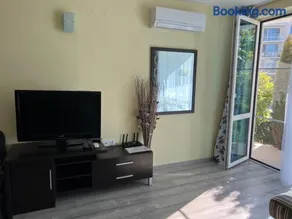 Apartment with terrace in Spa Complex - Image 4