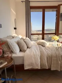 Elegant Penthouse LA BALCONATA - Wellness Retreat & Castle View - Image 3