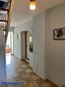 Silver Linden Cottage - Image 2