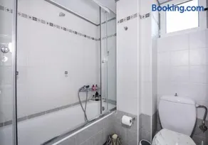 Elegance Sea View Apartment - Image 5