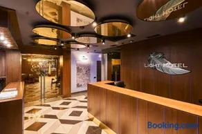 Light Hotel - Image 2