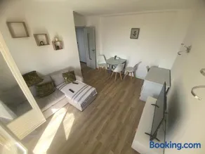 Appartement T2 clim, wifi, parking centre ville à 10mn, plage 20mn - Image 3
