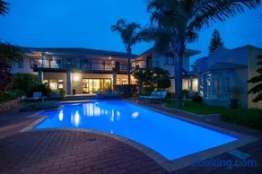 Fifth Avenue Beach House - Image 3