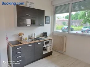 Appartement La Roseraie PARKING PRIVE - Image 3