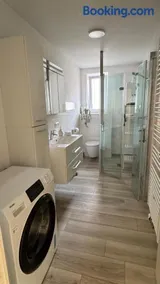 Apartment mit eigener Terrasse - Image 3