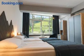 BLUE mountain - Image 5