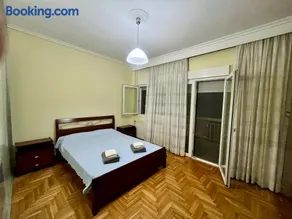 Stylish Modern Maisonette - Image 2