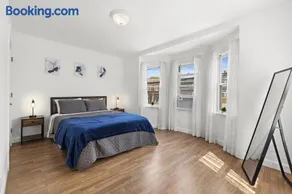 Comfy Cozy retreat - NYC & NWK w free parking - Image 5