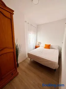 Vivienda Turística Centro, planta baja, zona tranquila, fácil aparcamiento - Image 4