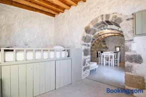 Apostrophe Traditional Residence in Nisyros with arcurated interior. Privacy & Authenticity - Image 3
