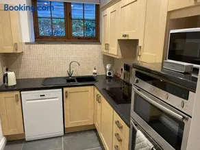 The Cottage - Image 4