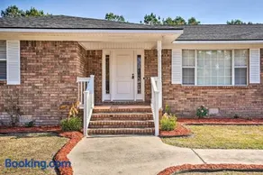 Moncks Corner Home w/ Yard Near Lake Moultrie - Image 2