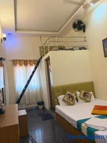 S3 Beach House - Image 3