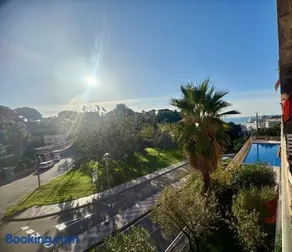 Ferienwohnung Lloret De Mar mit Meer- und Poolblick - Image 2
