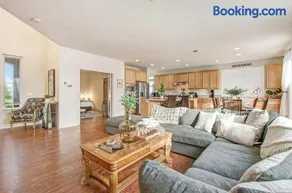 Healdsburg Winemaker's Home - Image 3