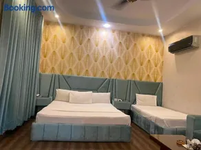 Hotel DE Smart Multan - Image 1