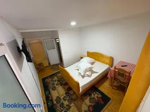 Cabana Capra Neagră - Image 4