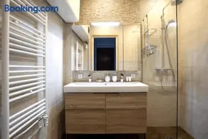 Oiseau Bleu Sea-view apartment for 6 guests - Image 2