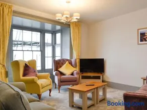 Grosvenor House APT 2 - Image 2