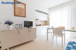 Residence Selenis Apartments - Image 4