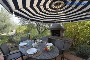 La Taverna - Image 2