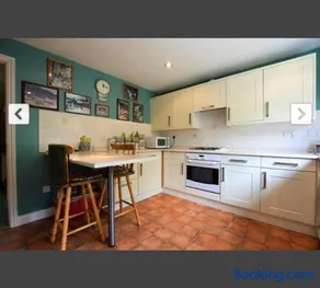 Beautiful double en-suite room - Image 1