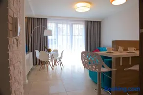 Sea Cliff Apartment Rewal - Image 1