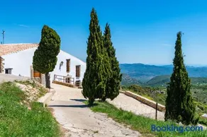 Casa vacacional con terraza | Vistas a la montaña - Image 2