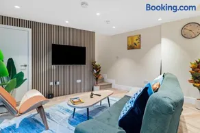 Modern Apartment Ideal for Families and Working Professionals - Image 2