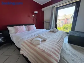 2 bedroom flat Bonnevoie - sleeps 7 - Image 5