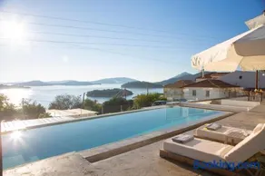 Villa Katerina-Stylish 4 bedroom villa with Sea View - Image 2